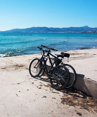 Cycle Past The Sights